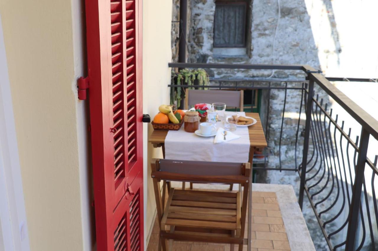 Appartamento Ca' Baci' Pigna Exterior foto
